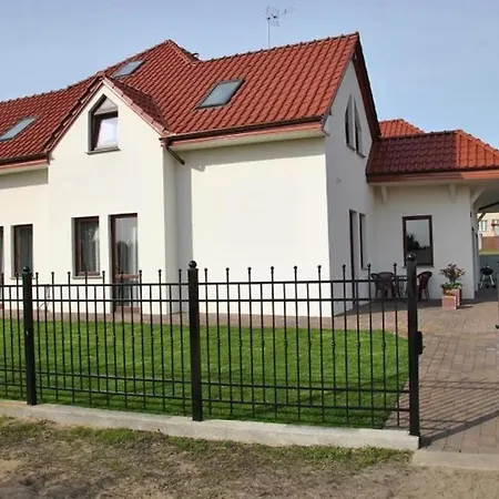 Wiktoria-Bialy Domek Jastrzębia Góra Exterior foto