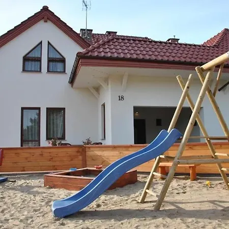 Wiktoria-Bialy Domek Jastrzębia Góra Exterior foto